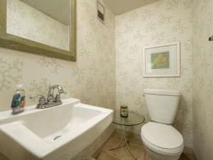 oceanwalk210-15-half-bath.jpg