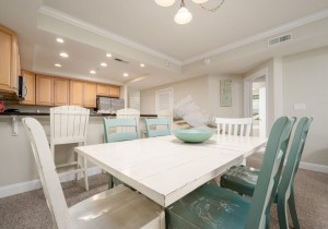 sunsetbeach307-14-dining-area.jpg