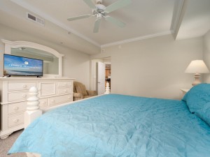sunsetbeach307-17-primary-bedroom.jpg