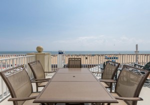southbeach203cr-5-balcony.jpg