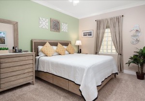 24-gateway-grand-609-24-primary-bedroom.jpg