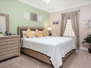 24-gateway-grand-609-24-primary-bedroom.jpg