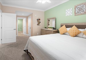 26-gateway-grand-609-26-primary-bedroom.jpg