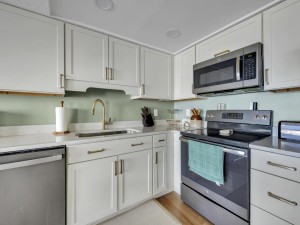 bayprincess216-11-kitchen.jpg