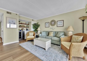 bayprincess216-13-living-area.jpg