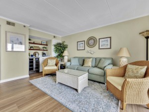 bayprincess216-13-living-area.jpg