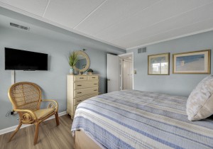 bayprincess216-19-primary-bedroom.jpg