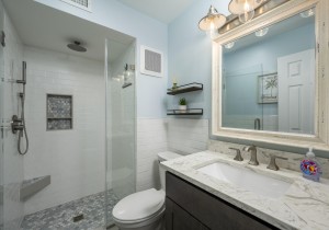 rustyanchor717-7-24-bath.jpg