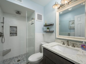 rustyanchor717-7-24-bath.jpg