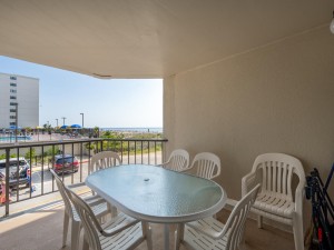 phoenix103-6-balcony.jpg