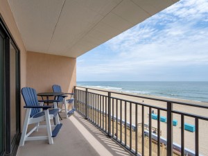oceanhideaway401-1-balcony.jpg