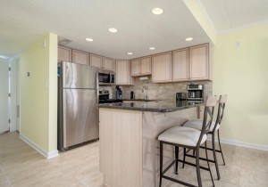 oceanhideaway401-14-kitchen.jpg