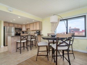 oceanhideaway401-15-dining-area.jpg