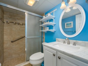 oceanhideaway401-19-primary-bath.jpg