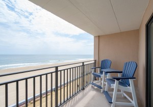 oceanhideaway401-2-balcony.jpg
