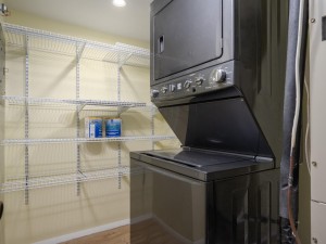 oceanhideaway401-23-laundry.jpg