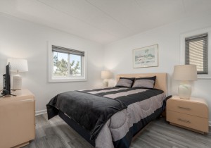 vintage201-13-bedroom-1.jpg
