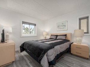vintage201-13-bedroom-1.jpg