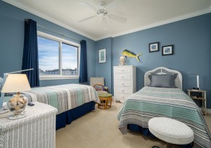 aventura203-14-bedroom-3.jpg