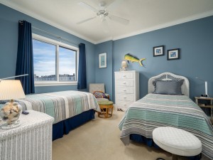 aventura203-14-bedroom-3.jpg