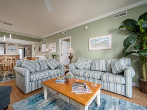 aventura203-9-living-area.jpg