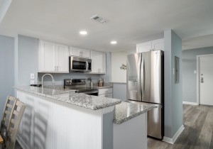 seawatch1815-16-kitchen.jpg