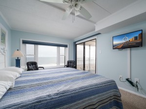 mooring303-10-primary-bedroom.jpg