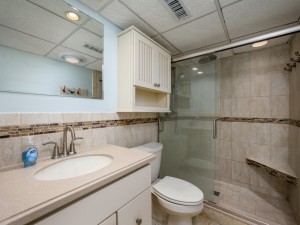 mooring303-12-primary-bath.jpg