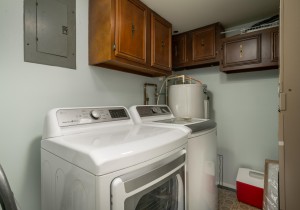 mooring303-17-laundry.jpg