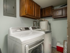 mooring303-17-laundry.jpg