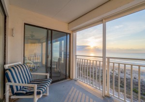 mooring303-18-balcony.jpg