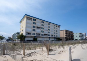 mooring303-2-exterior-beach-side.jpg