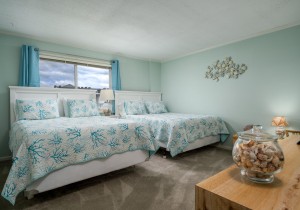 soverignseas203-12-bedroom-2.jpg