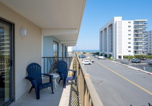 angelfish205-5-balcony.jpg