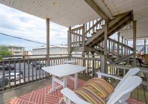 bounty2w-2-balcony.jpg