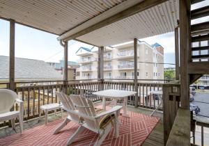 bounty2w-4-balcony.jpg