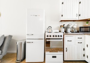 32-kitchen.jpg