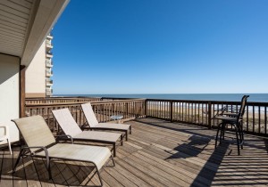 beachcolony3-17-3rd-balcony.jpg