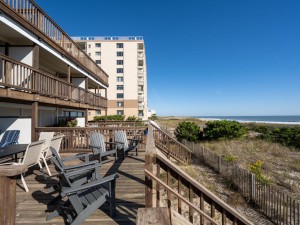 beachcolony3-9-deck.jpg