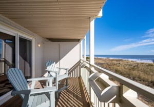 summerhouse5-10-balcony.jpg