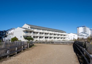 summerhouse5-2-exterior-beach-side.jpg