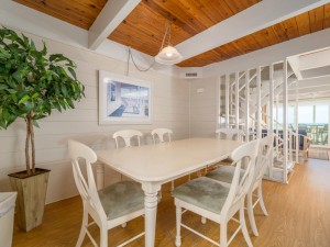 summerhouse5-33-dining-area.jpg