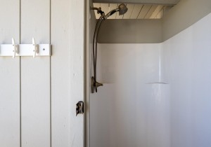 summerhouse5-37-deck-shower.jpg