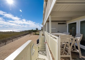 summerhouse5-5-beach-access.jpg