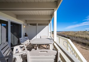 summerhouse5-6-deck.jpg