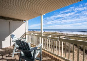 summerhouse5-9-second-floor-balcony.jpg