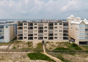 amberwaves-6d-exterior-street-side.jpg