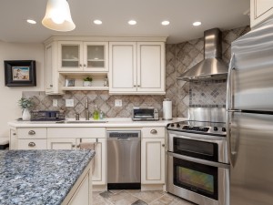 amberwaves503-11-kitchen.jpg