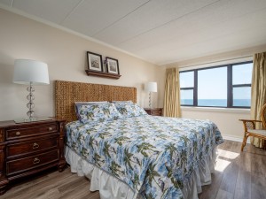 amberwaves503-14-primary-bedroom.jpg