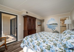 amberwaves503-16-primary-bedroom.jpg